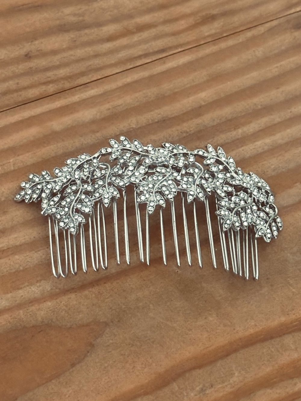 💥 INC International Concepts Silver-Tone Pavé Vine Hair Comb